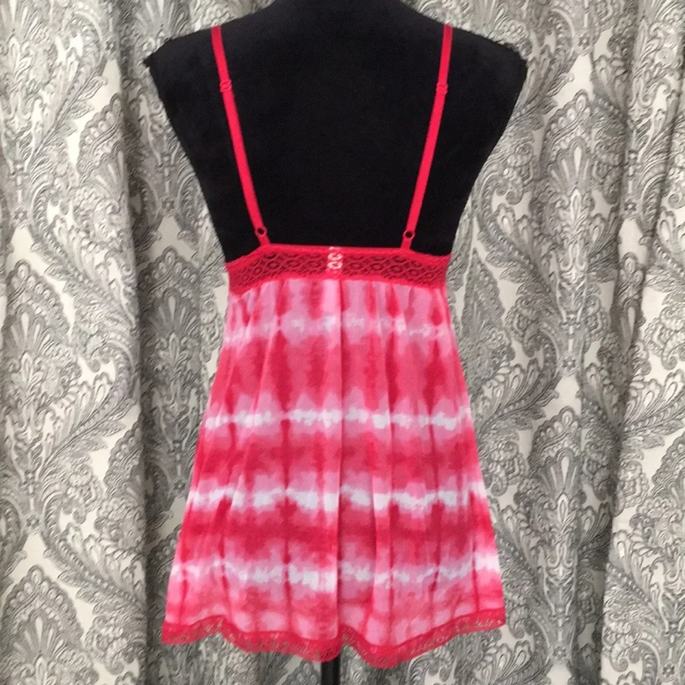 Calypso St. Barth color pinkish